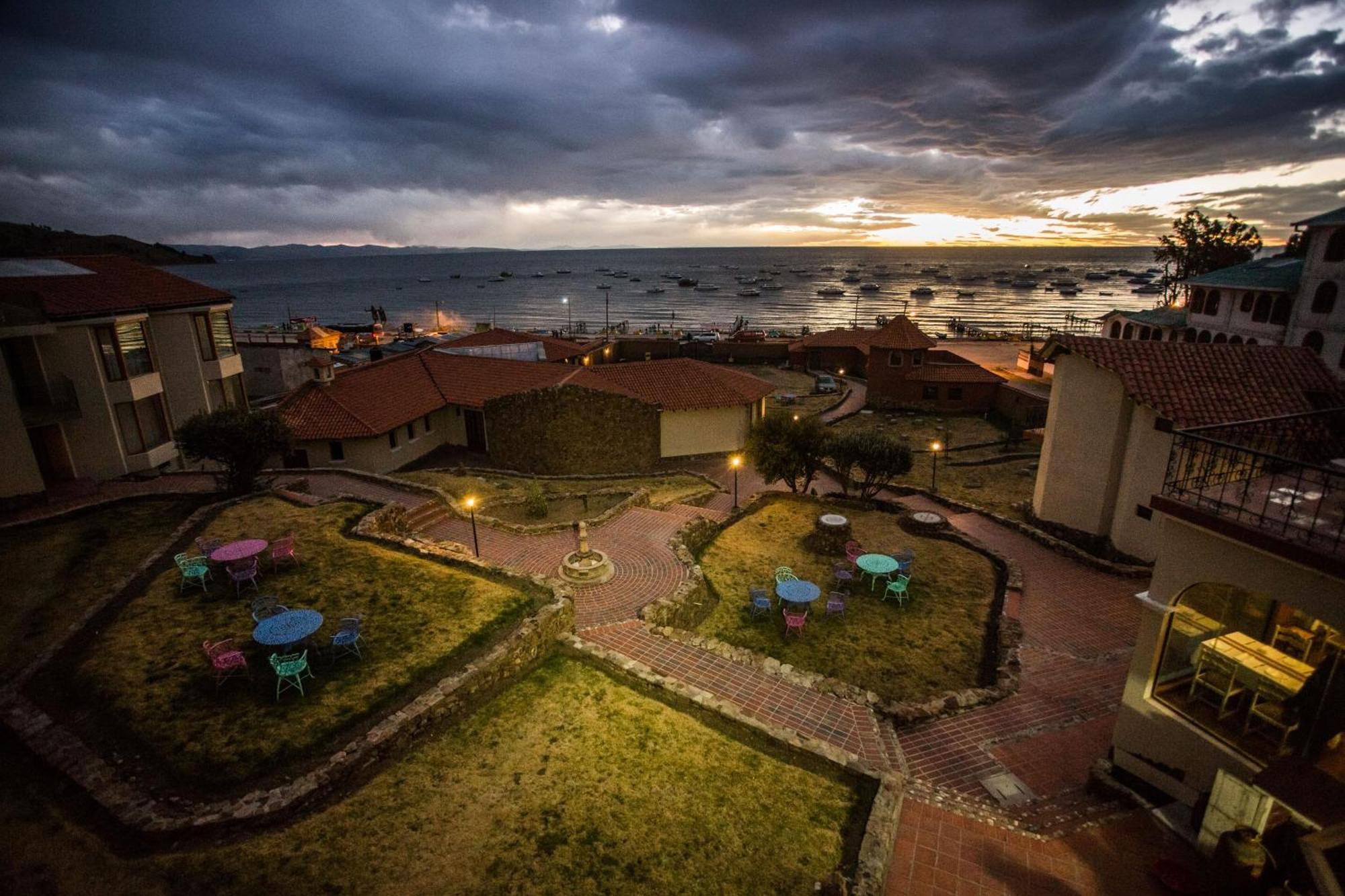 Hotel Rosario Lago Titicaca Копакабана Екстериор снимка